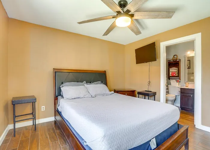 4 Mi To State Farm Stadium Avondale Home With Patio